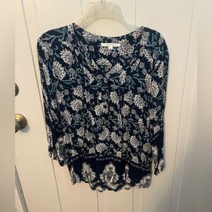 Stitch fix 3/4 sleeve blouse in size large